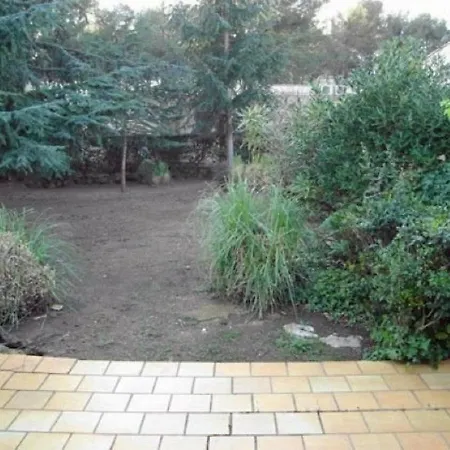 Villa Mitoyenne Climatisee Avec Piscine Et Parking Pour 6 Pers - Fr-1-607-123 Agde